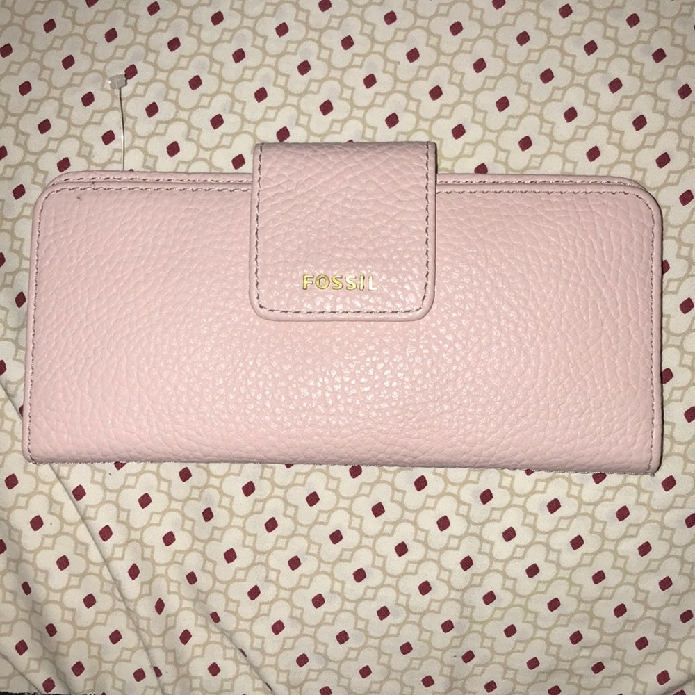 Fossil Tab Clutch
